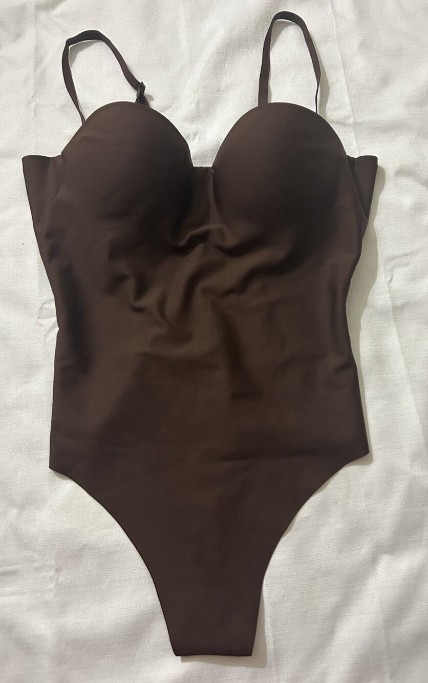 Skims NWT Body Molded Underwire Bodysuit Cocoa Size Small